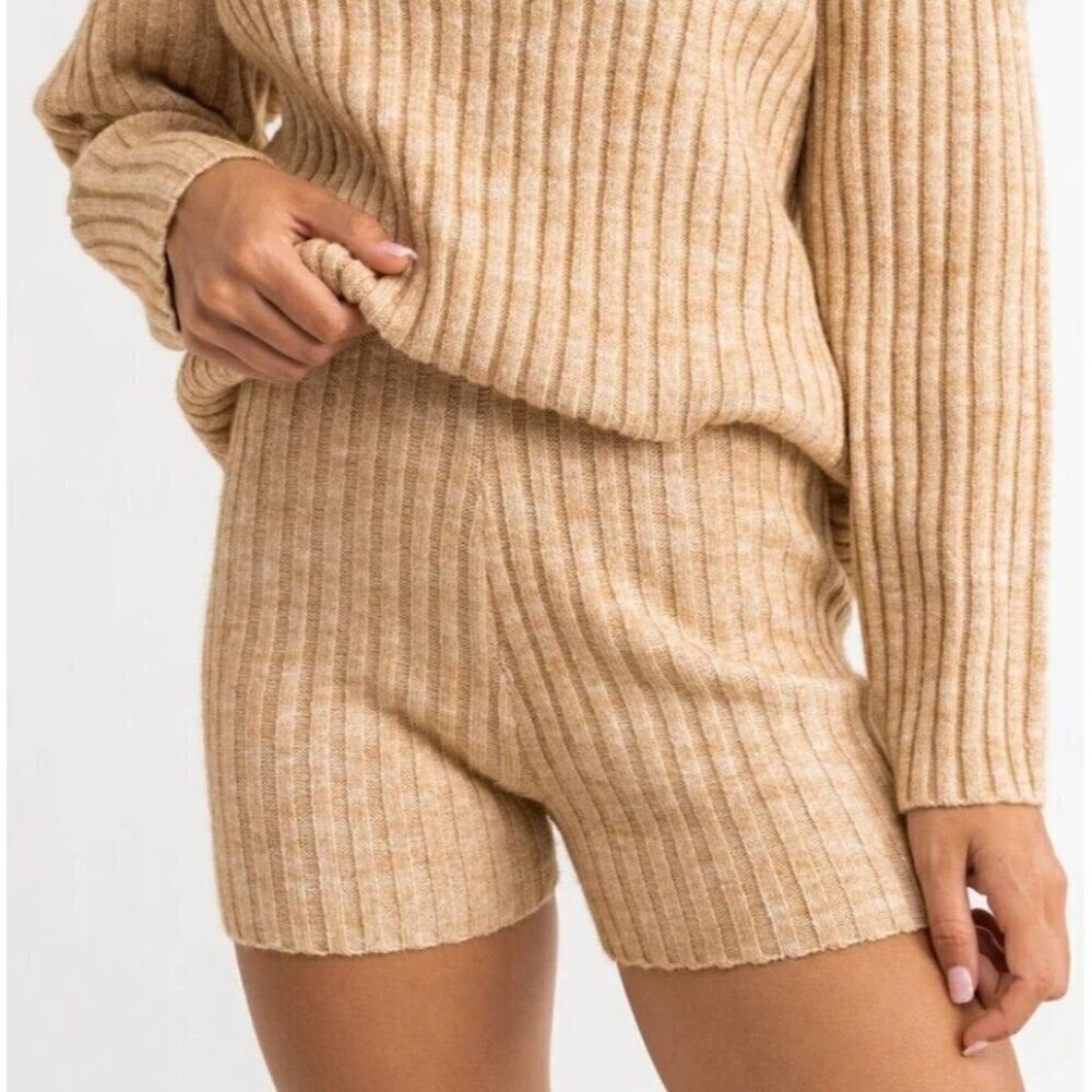 New Daisy Knit Shorts Womens L Oatmeal Beige